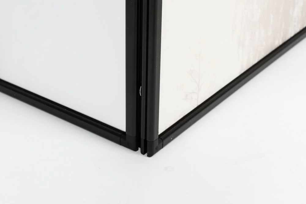 3x2flexiframedemodeskdetail.webp
